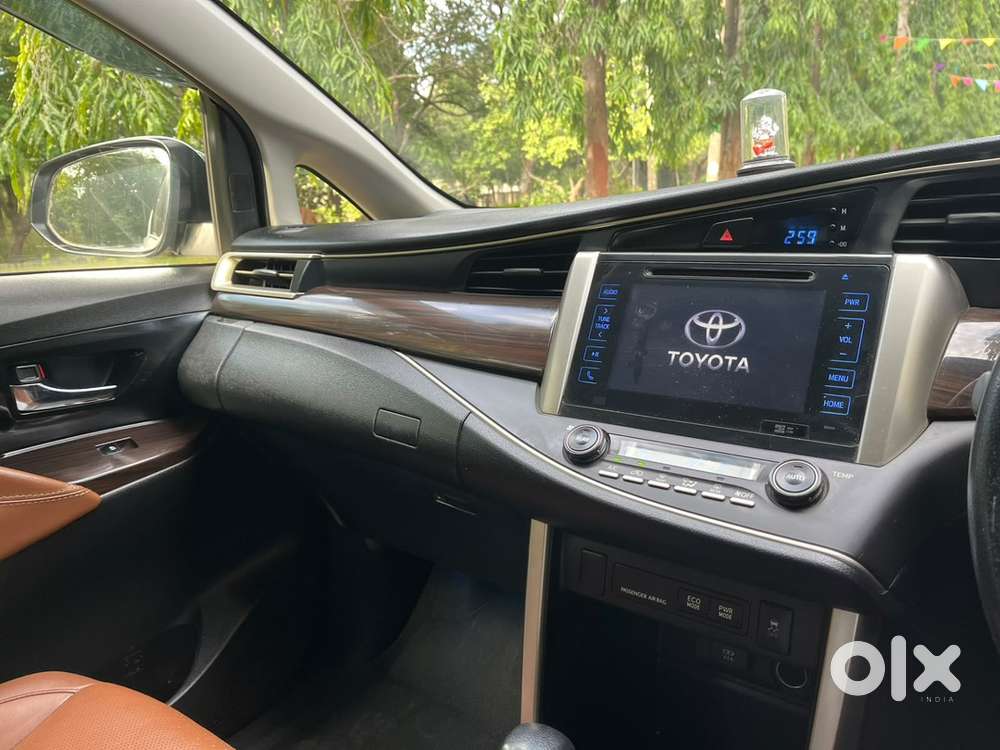 Toyota Innova Crysta 2019