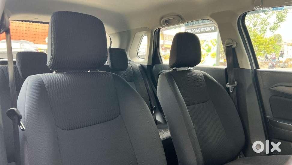 Maruti Suzuki Brezza, 2020, Petrol