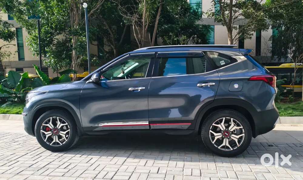 Kia Seltos Petrol Automatic Top-end Variant- Single Owner