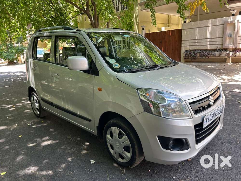 Maruti Suzuki Wagon R Vxi Amt1.2, 2017, Petrol