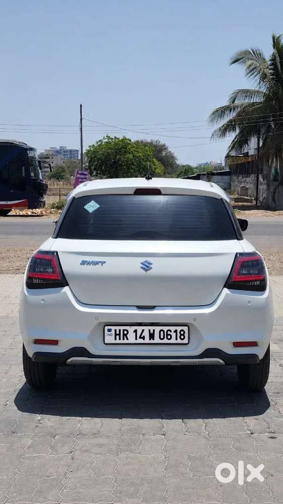 Maruti Suzuki Swift Vxi 2025