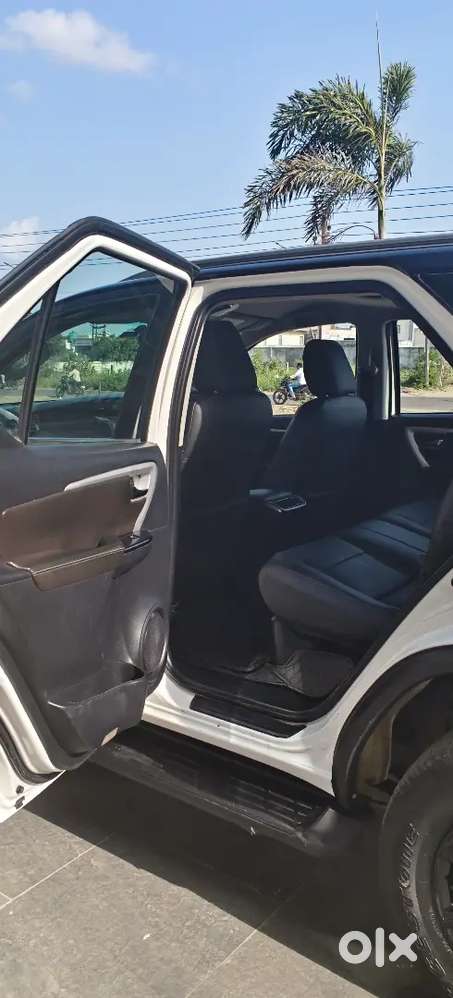 Toyota Fortuner Legender 2017