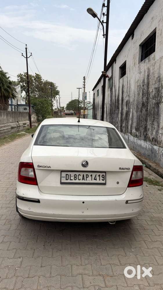 Skoda Rapid Petrol Top Model 62000 Km Running All Original 2 Keys
