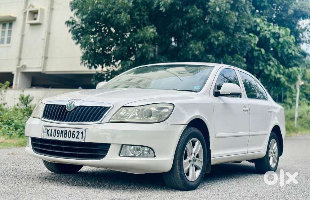 Skoda Laura Elegance 1.9 Tdi Mt, 2014, Diesel