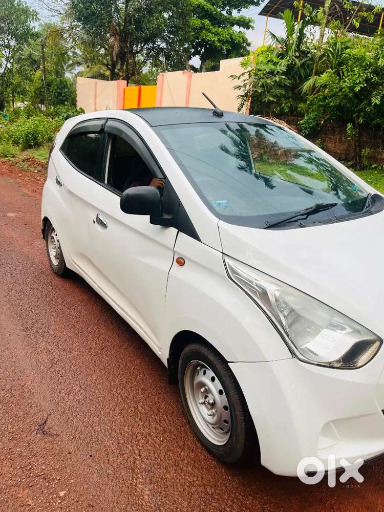 Hyundai Eon Magna Petrol 2012