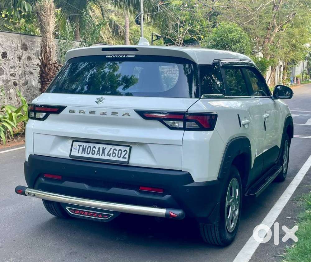 Maruti Suzuki Brezza 1.5 Lxi Smart Hybrid, 2025, Petrol