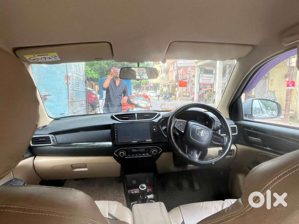Honda Amaze 2020 - Petrol - 42500 Kms.