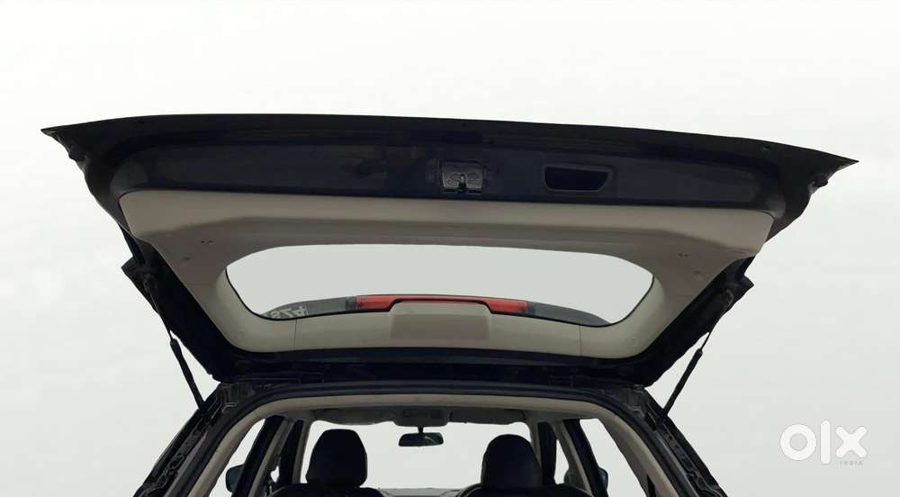 Mahindra Xuv300 W4, 2021, Petrol
