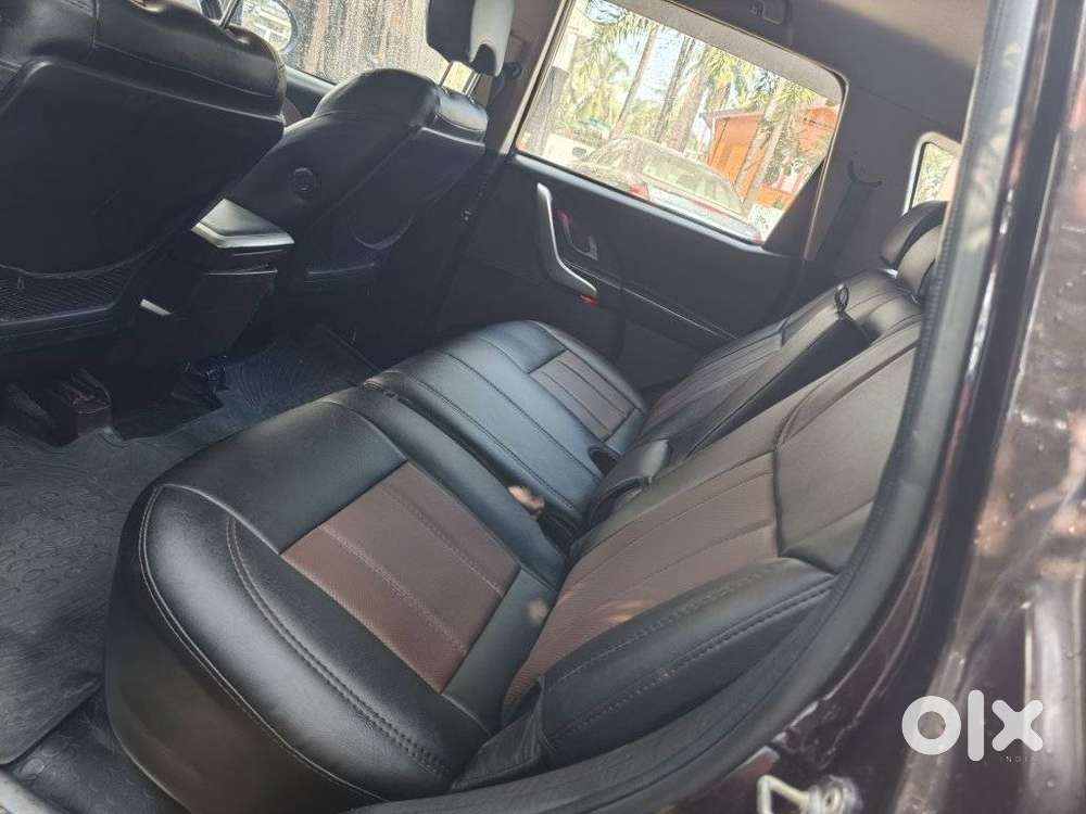 Mahindra Xuv500 W8, 2013, Petrol