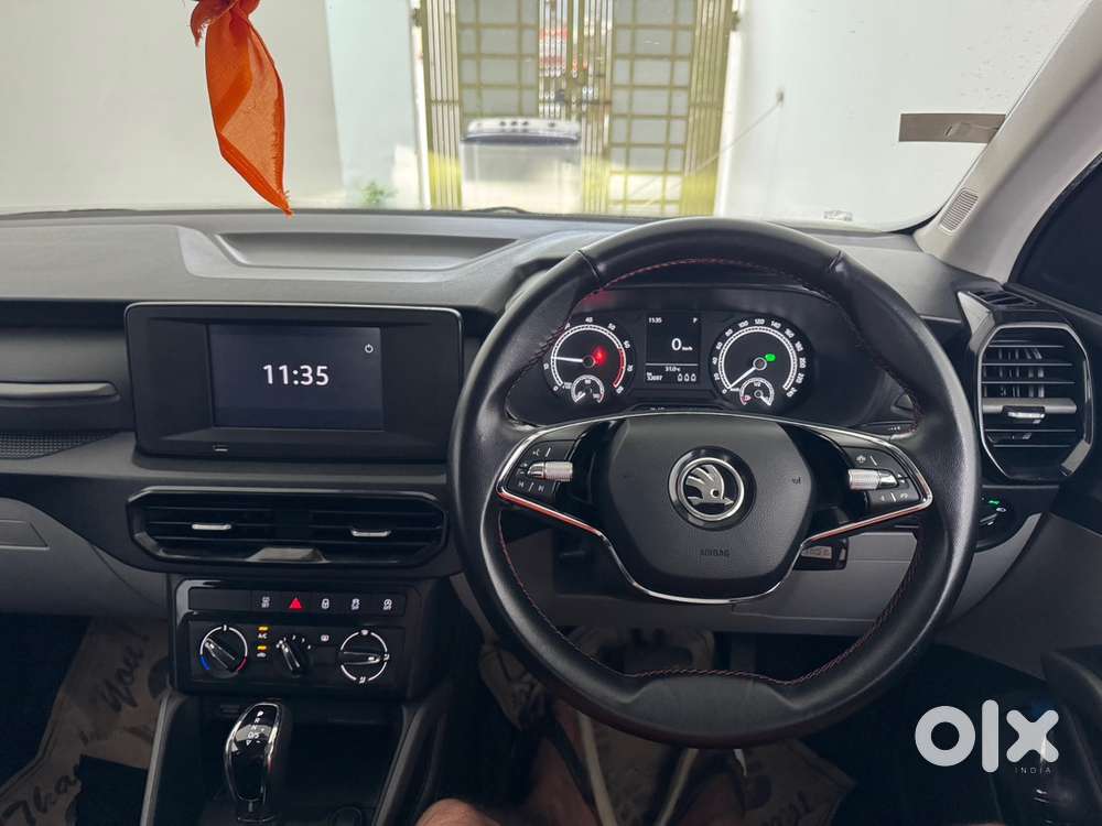 Skoda Kylaq Signature At 2025