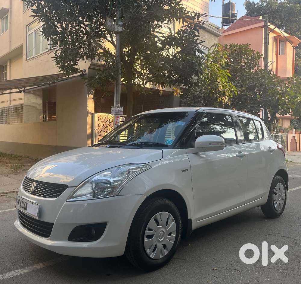Maruti Suzuki Swift 1.2 Vxi (o), 2012, Petrol
