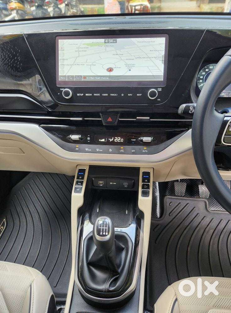 Kia Carens 1.5 Luxury Plus Diesel 6 Str, 2024, Diesel