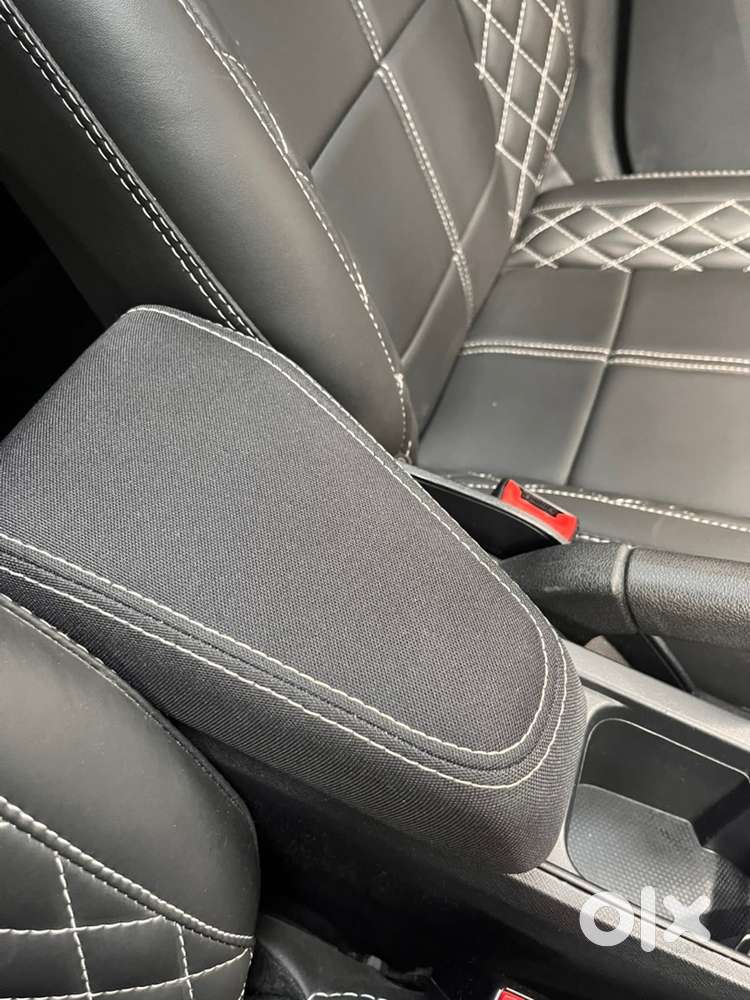Tata Altroz Petrol 2024