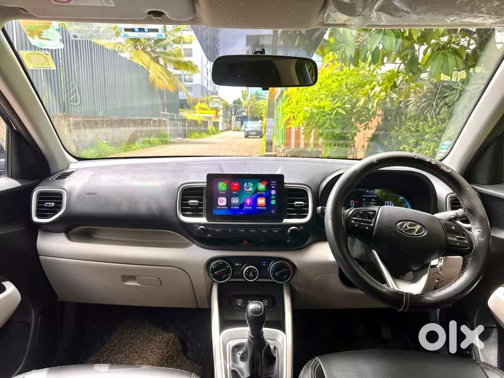 Hyundai Venue 1.2 S (o), 2022, Petrol