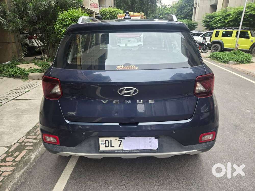 Almost New Hyundai Venue, Sep. 21 Model, 1.5 Crdi Sx Diesel
