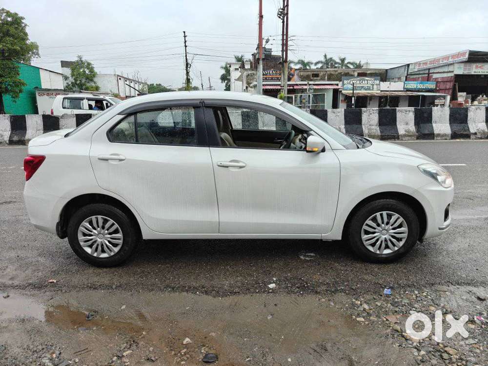 Maruti Suzuki Dzire 1.2 Vxi, 2017, Petrol
