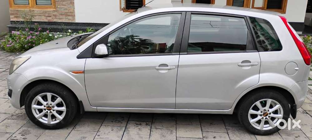 Ford Figo Titanium Diesel 2010