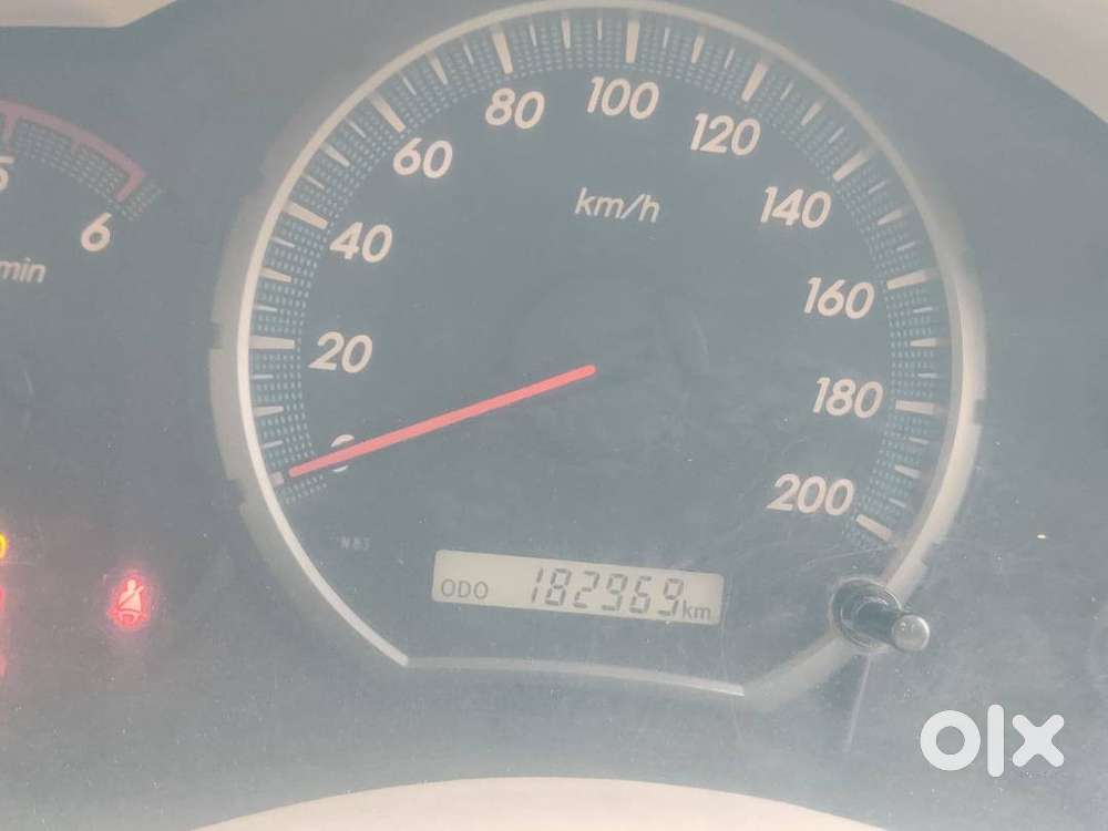 Toyota - Innova