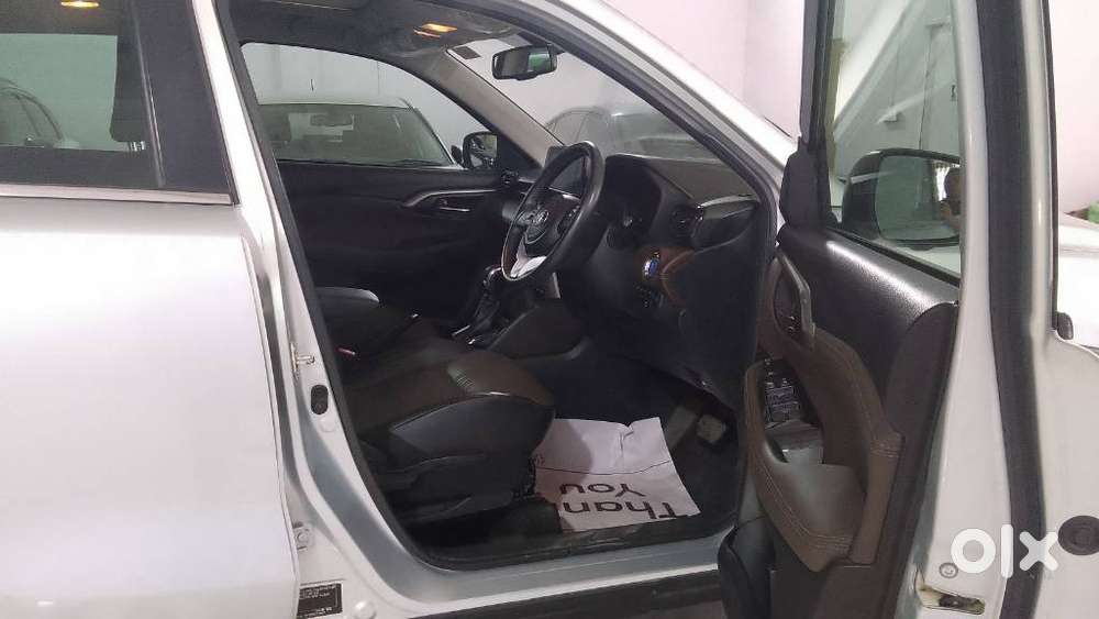 Toyota Urban Cruiser Taisor V 1.0 Petrol At Dual Tone, 2024, Petrol