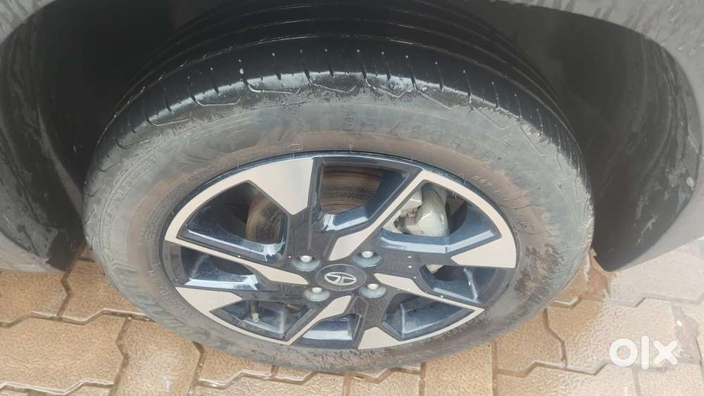 Tata Punch Creative, 2023, Petrol