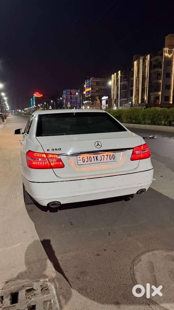 Mercedes-benz E-class Petrol 2011