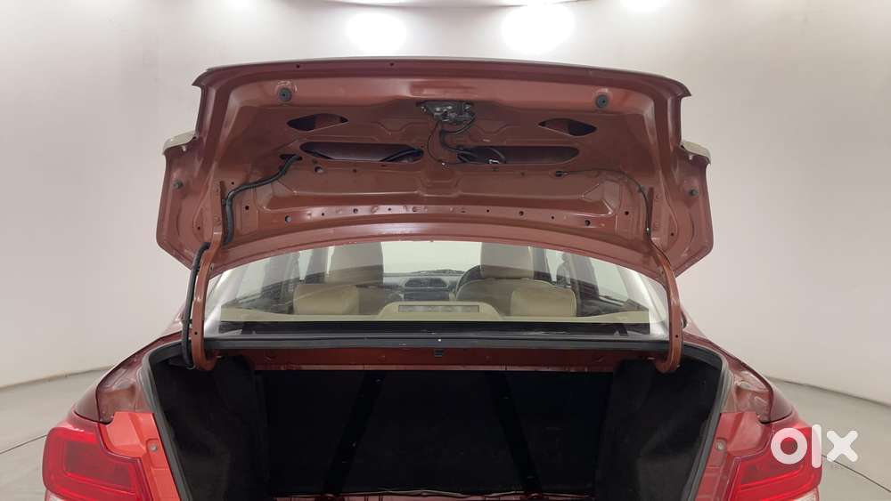 Maruti Suzuki Dzire 1.2 Vxi, 2017, Petrol