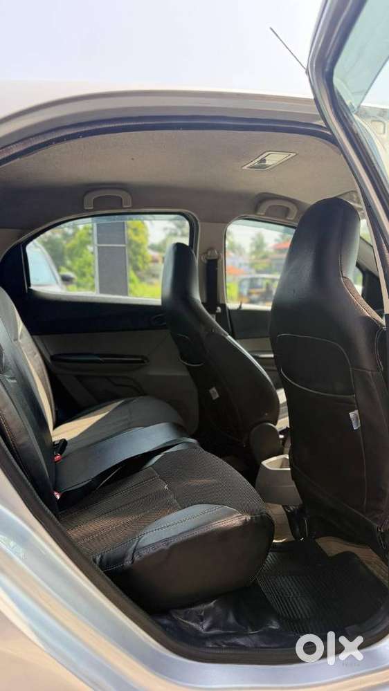 Tata Tiago 1.2 Revotron Xta, 2018, Petrol
