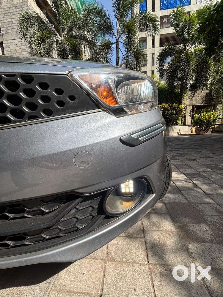Tata Tiago 1.2 Revotron Xt, 2018, Petrol