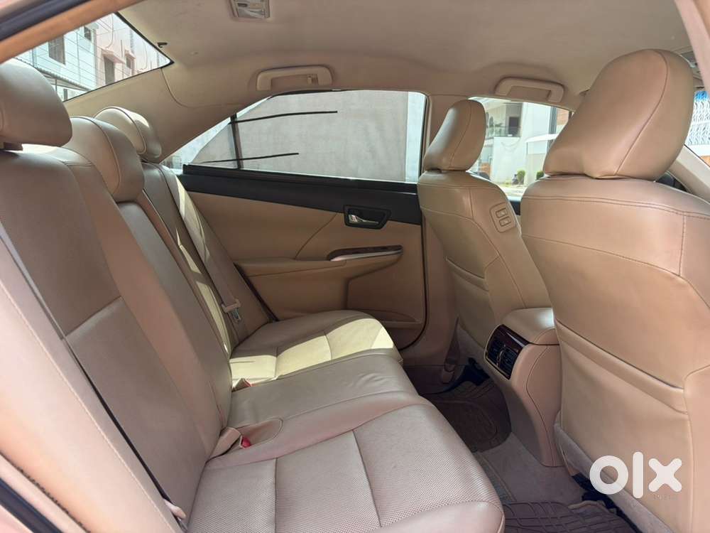 Toyota Camry Petrol 2012