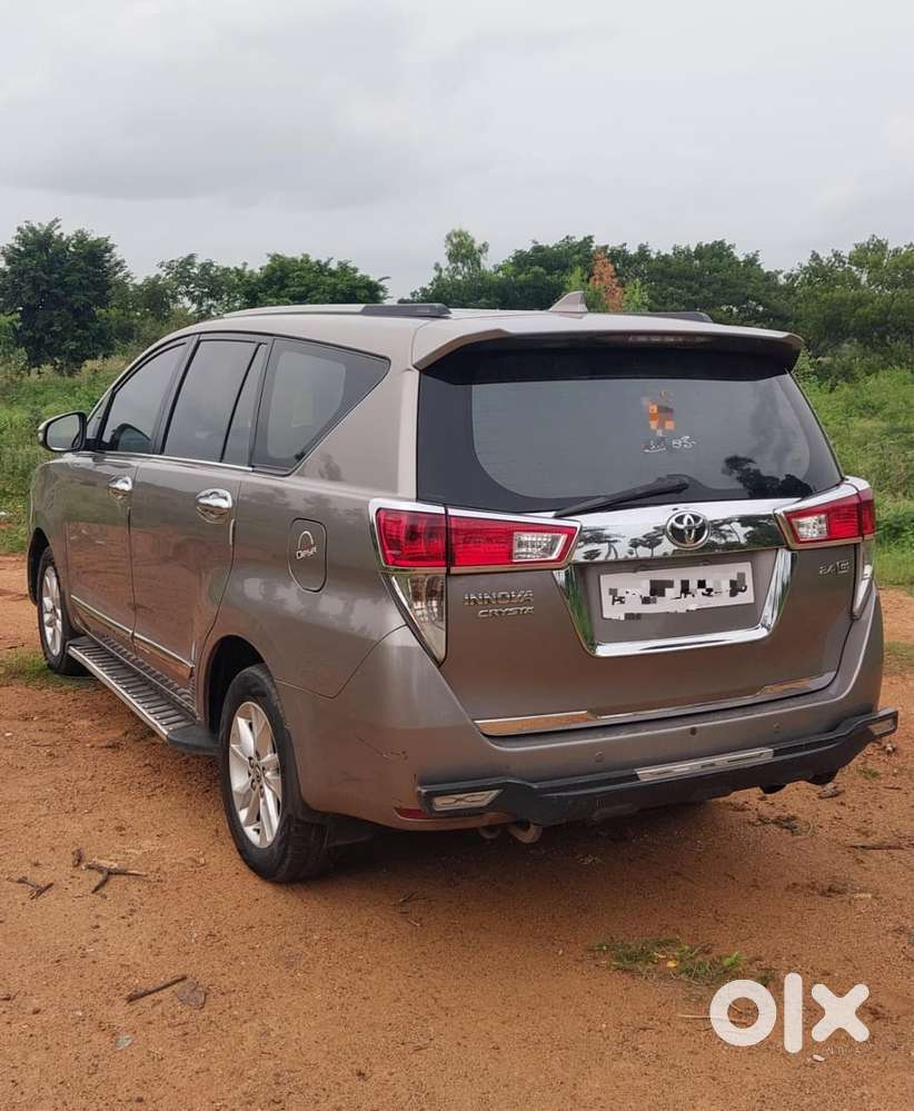 Toyota Innova Crysta 2.4 G Mt, 2016, Diesel