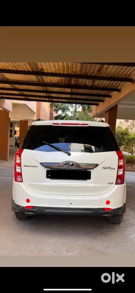 Mahindra Xuv500 2017 Diesel 72500 Km Driven