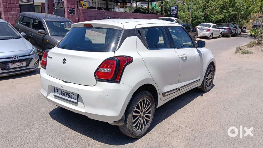 Maruti Suzuki Swift Vxi Optional, 2022, Petrol