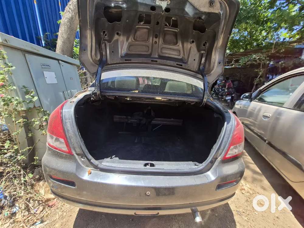 Maruti Suzuki Dzire 2010.zdi