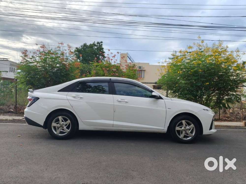 Hyundai Verna 1.5 Sx Ivt, 2025, Petrol