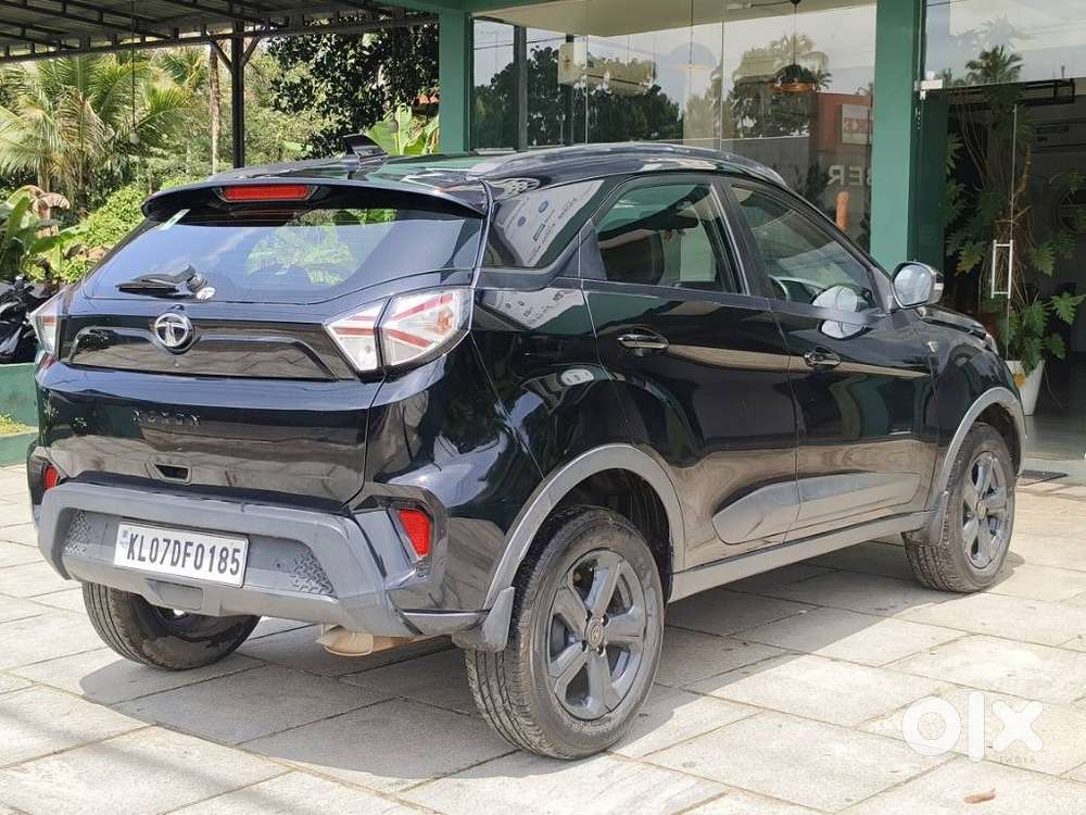 Tata Nexon 1.2 Revotron Xza Plus Hs Dark Edition, 2022, Petrol