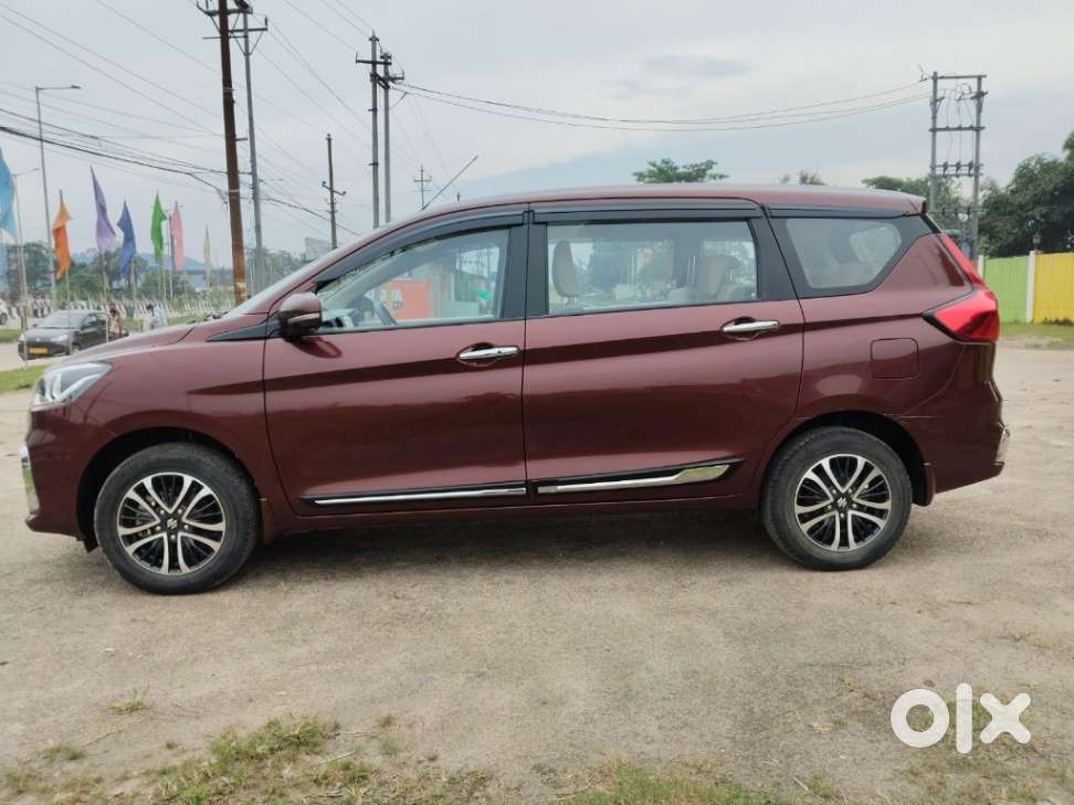 Maruti Suzuki Ertiga Zxi Plus At Shvs, 2022, Petrol