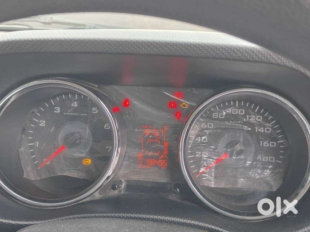 Mahindra Tuv 300 Mhawk100 T8, 2016, Diesel