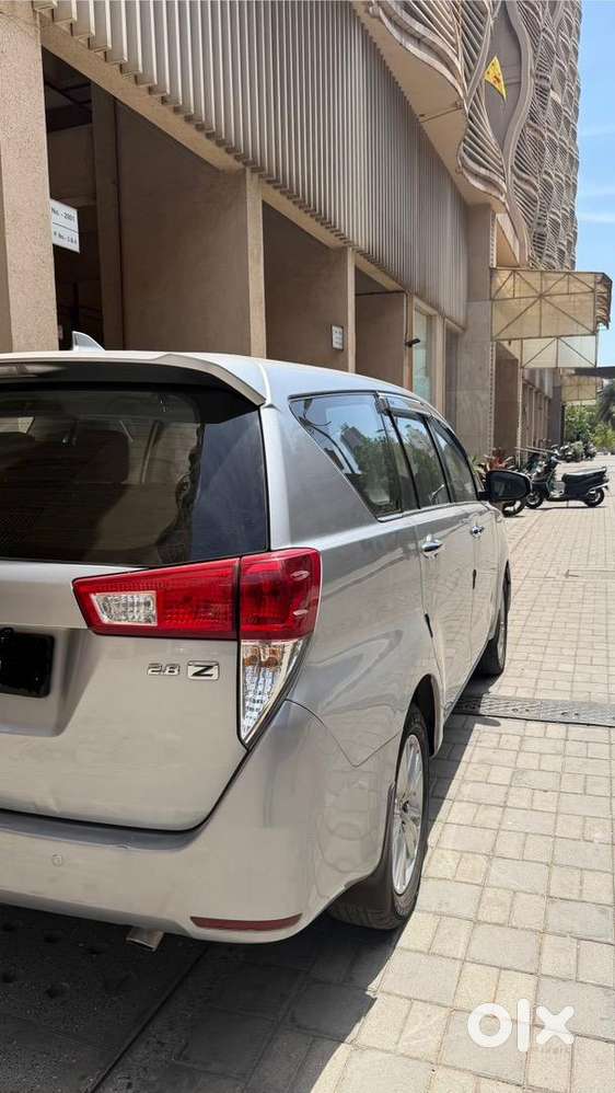 Toyota Innova Crysta 2.8 Z 1st Owner Diesel Good Condition