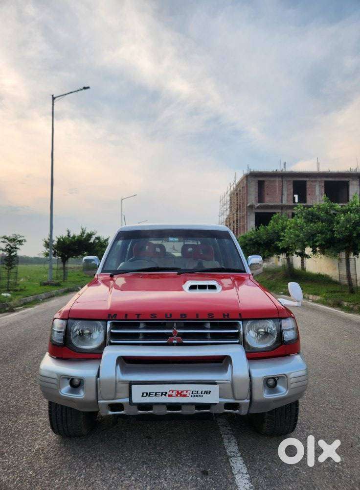 Mitsubishi Pajero 2.8 Sfx Bsiv Dual Tone, 2011, Diesel