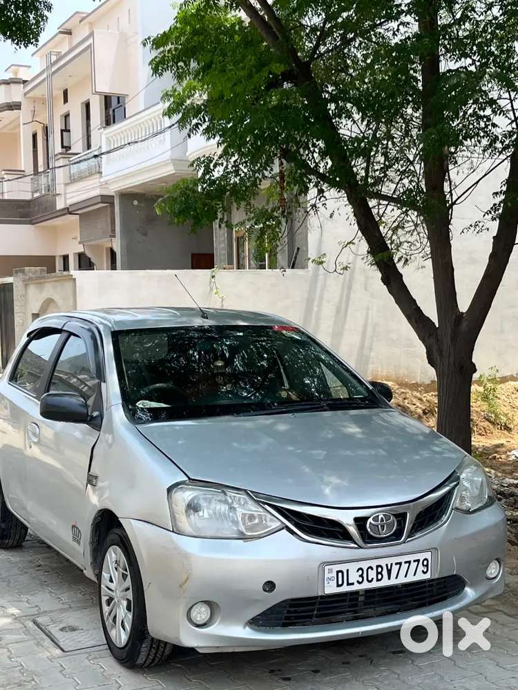 Toyota Etios Liva 2012