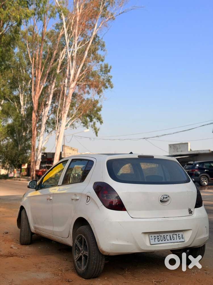 Hyundai I20 Diesel Manual 2012