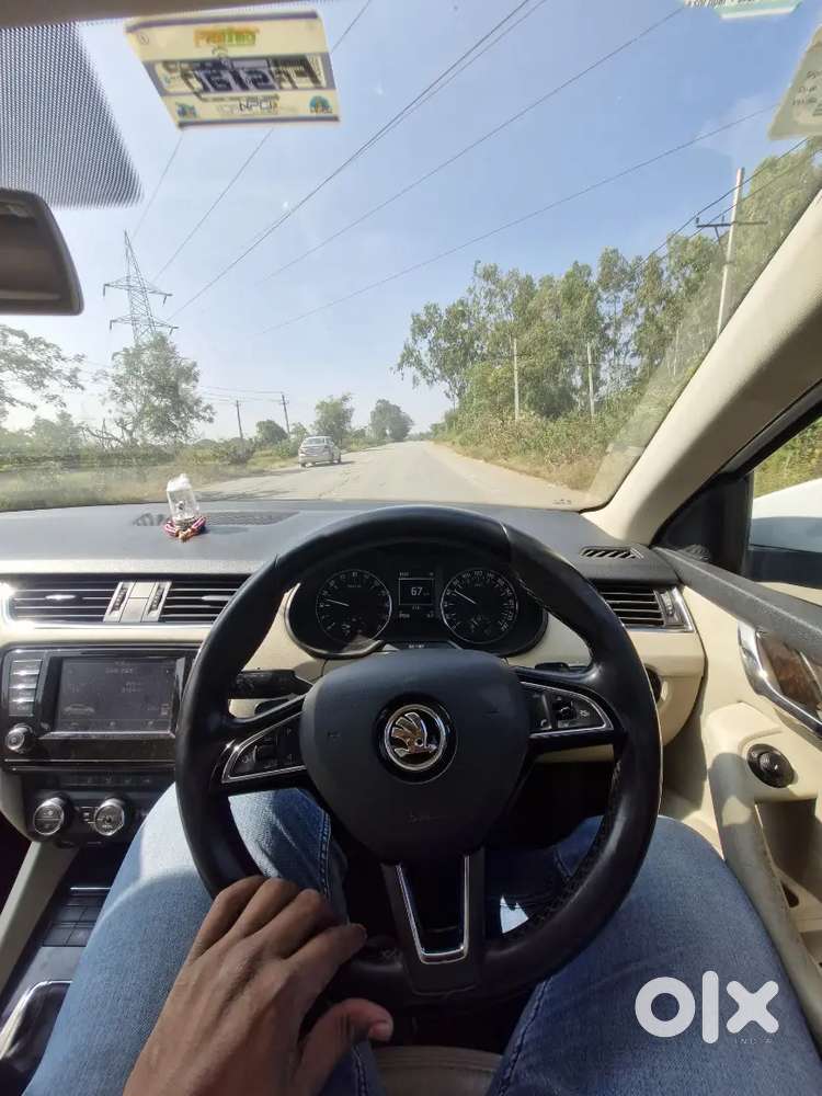 Skoda Octavia 2015 Diesel Well Maintained ... Showroom Record