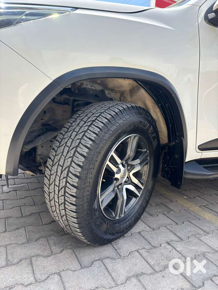 Toyota Fortuner 4x2 Mt 2.8 Diesel, 2021, Diesel