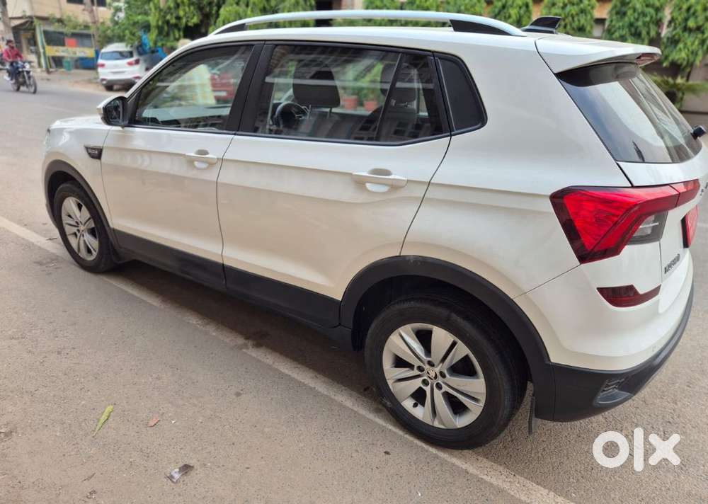Skoda Kushaq 1.0 Tsi Ambition At, 2023, Petrol