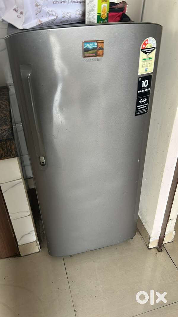 Fridge 1 year old
