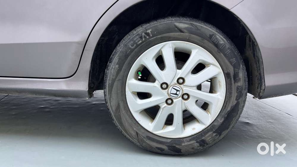 Honda Mobilio V I-vtec, 2015, Petrol