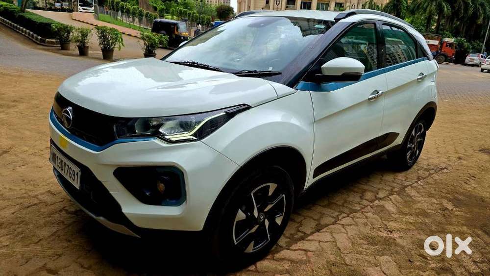 Tata Nexon 1.5 Revotorq Xz Plus Dual Tone, 2023, Diesel