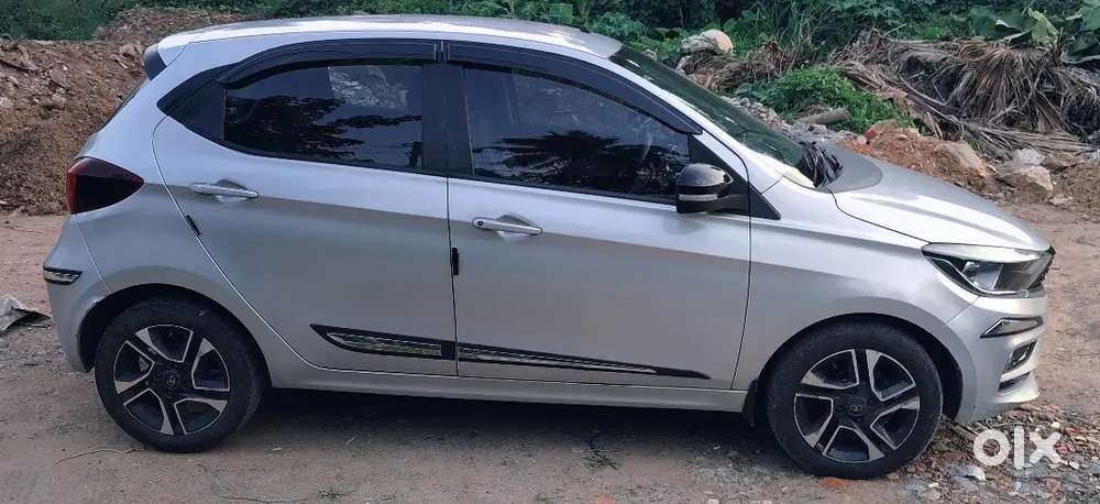 Tata Tiago Revotron 2020 Car