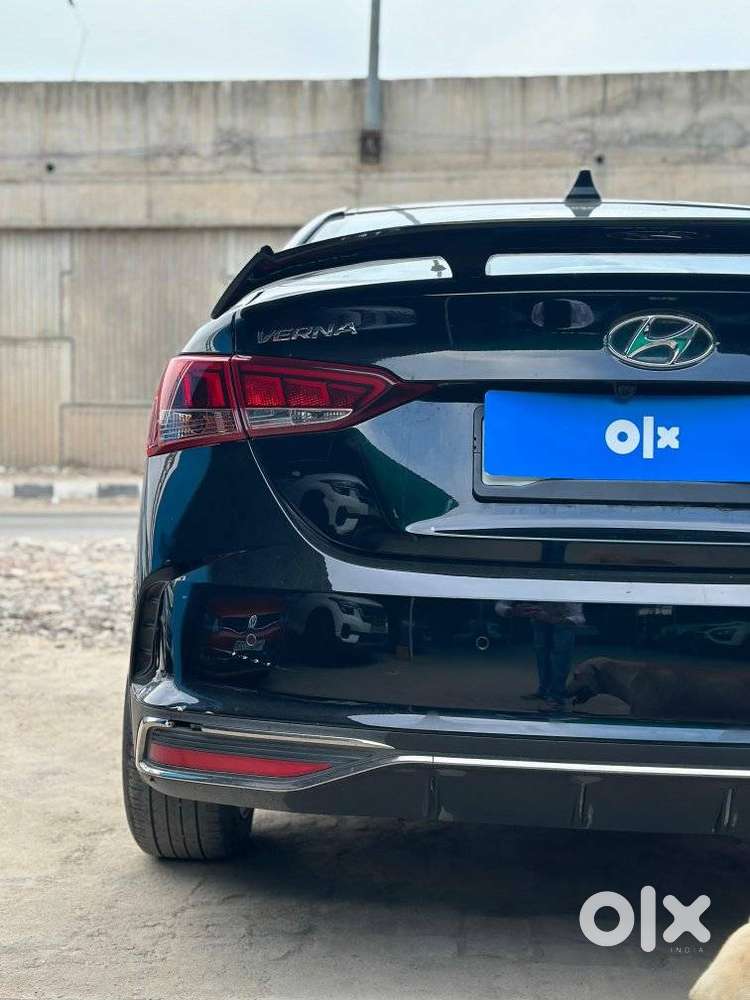 Hyundai Verna, 2023, Petrol