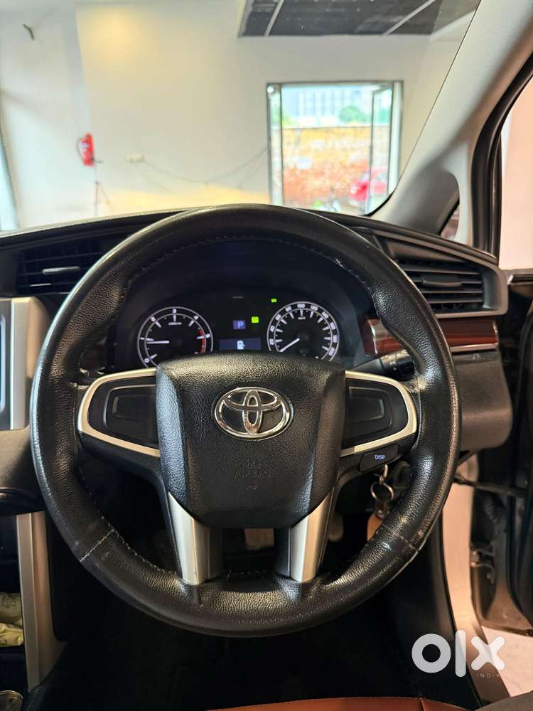 Toyota Innova Crysta 2.8 Gx At 7 Str, 2017, Diesel